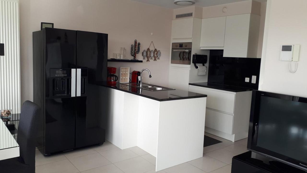 Sailors Beach VI Villa Jalina Verwarmd Zwembad In Het Hoogseizoen نيوبورت المظهر الخارجي الصورة