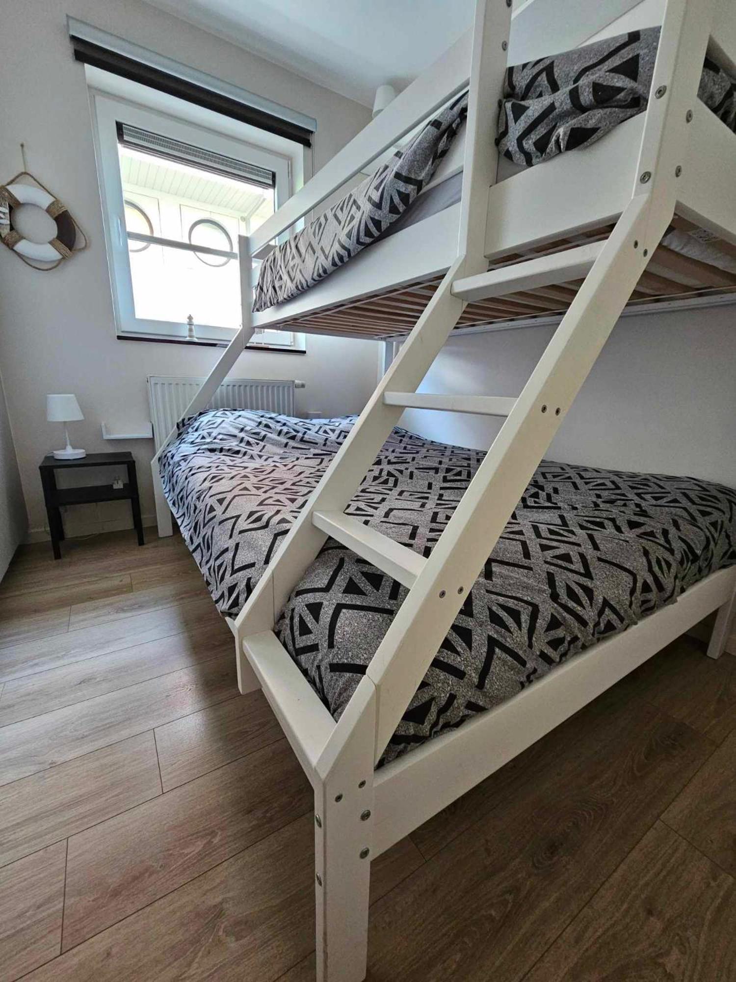 Sailors Beach VI Villa Jalina Verwarmd Zwembad In Het Hoogseizoen نيوبورت المظهر الخارجي الصورة